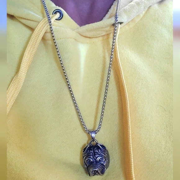 3D Bulldog necklace and earring set, unisex - Picture 4 of 7